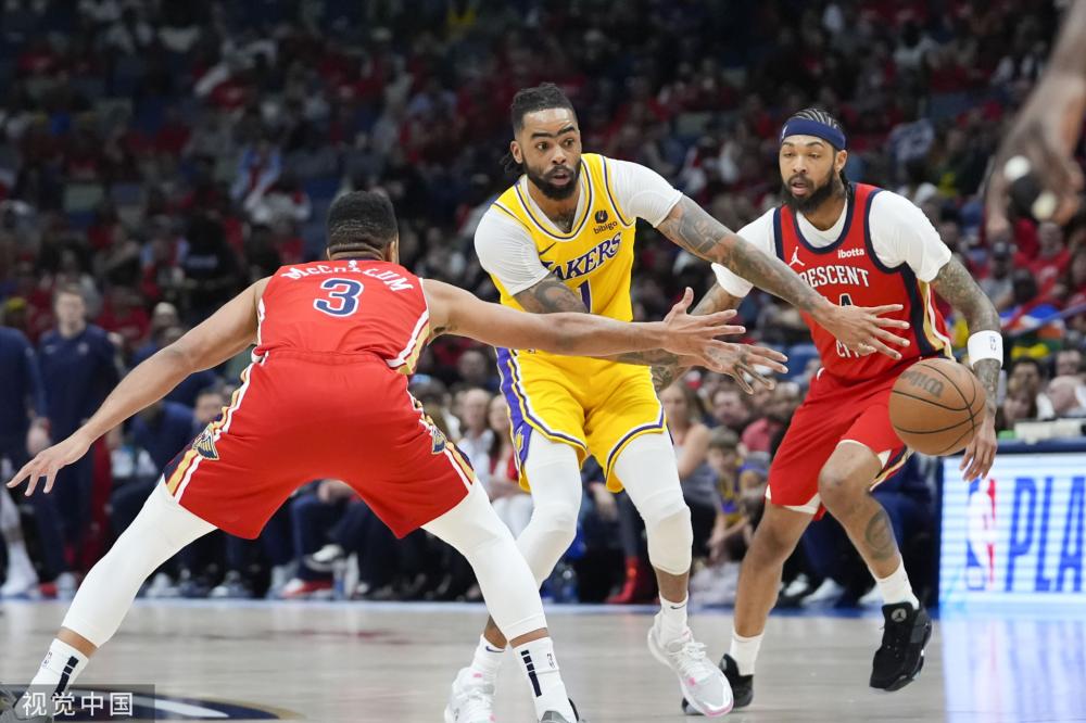 中场球员哈 中场球员哈