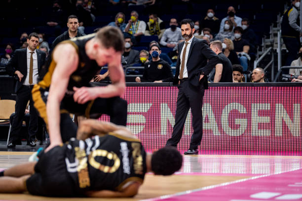 但法国队往 但法国队往